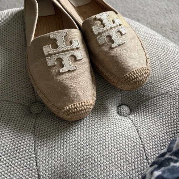 Tory Burch Neutral Beige Canvas Espadrille Flats with Logo - Picture 8 of 8
